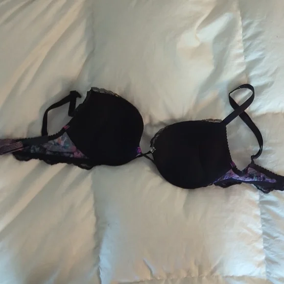 Victoria Secret Floral Lace Women's Bra - Purple & Black 32 C - Picture 2 of 4